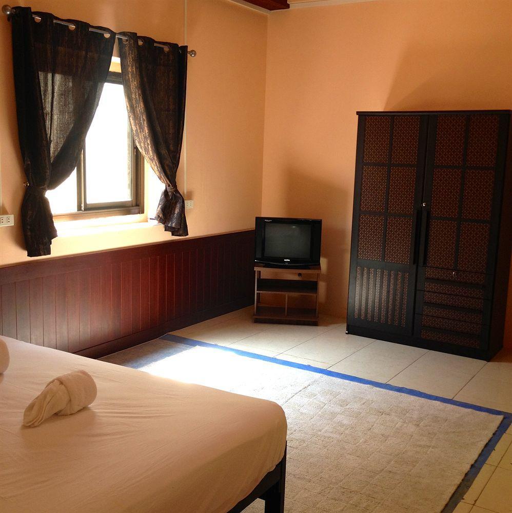 Little Austria Tams Guesthouse Pantai Chaweng Luaran gambar