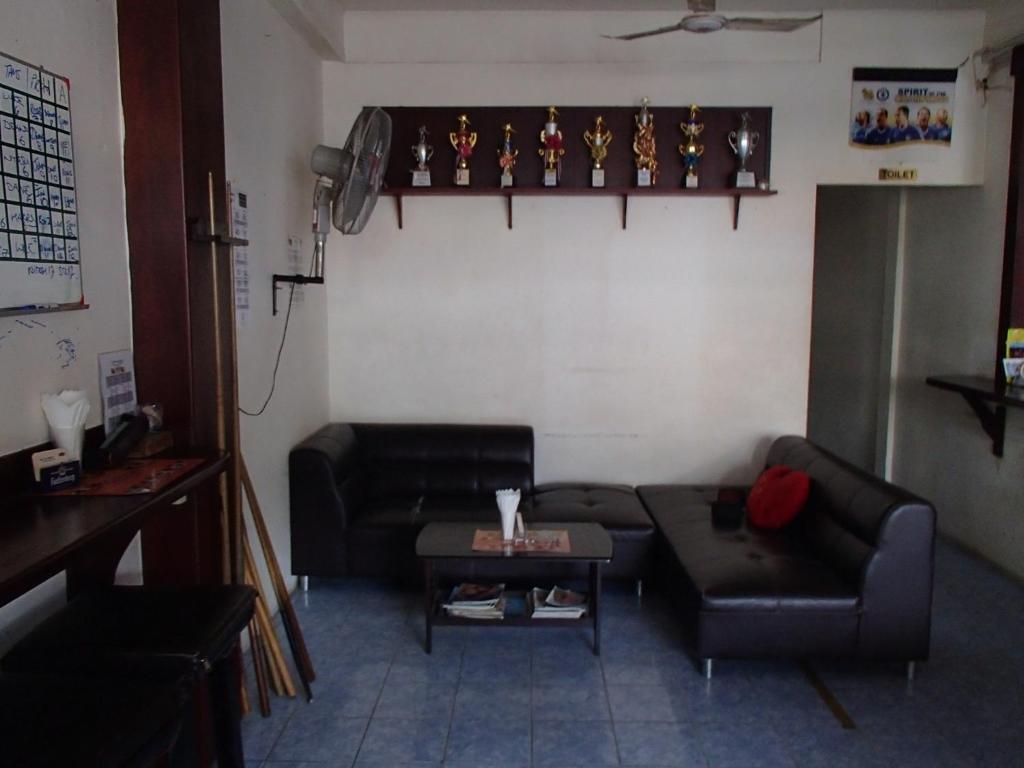 Little Austria Tams Guesthouse Pantai Chaweng Luaran gambar