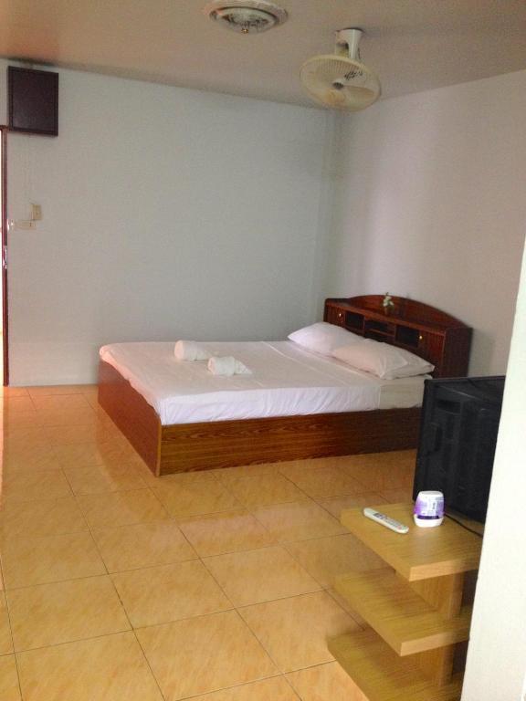 Little Austria Tams Guesthouse Pantai Chaweng Bilik gambar