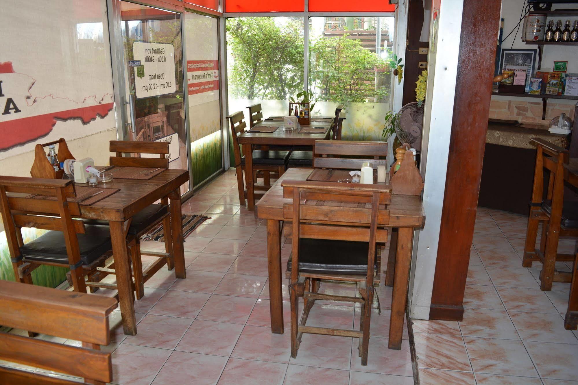 Little Austria Tams Guesthouse Pantai Chaweng Luaran gambar