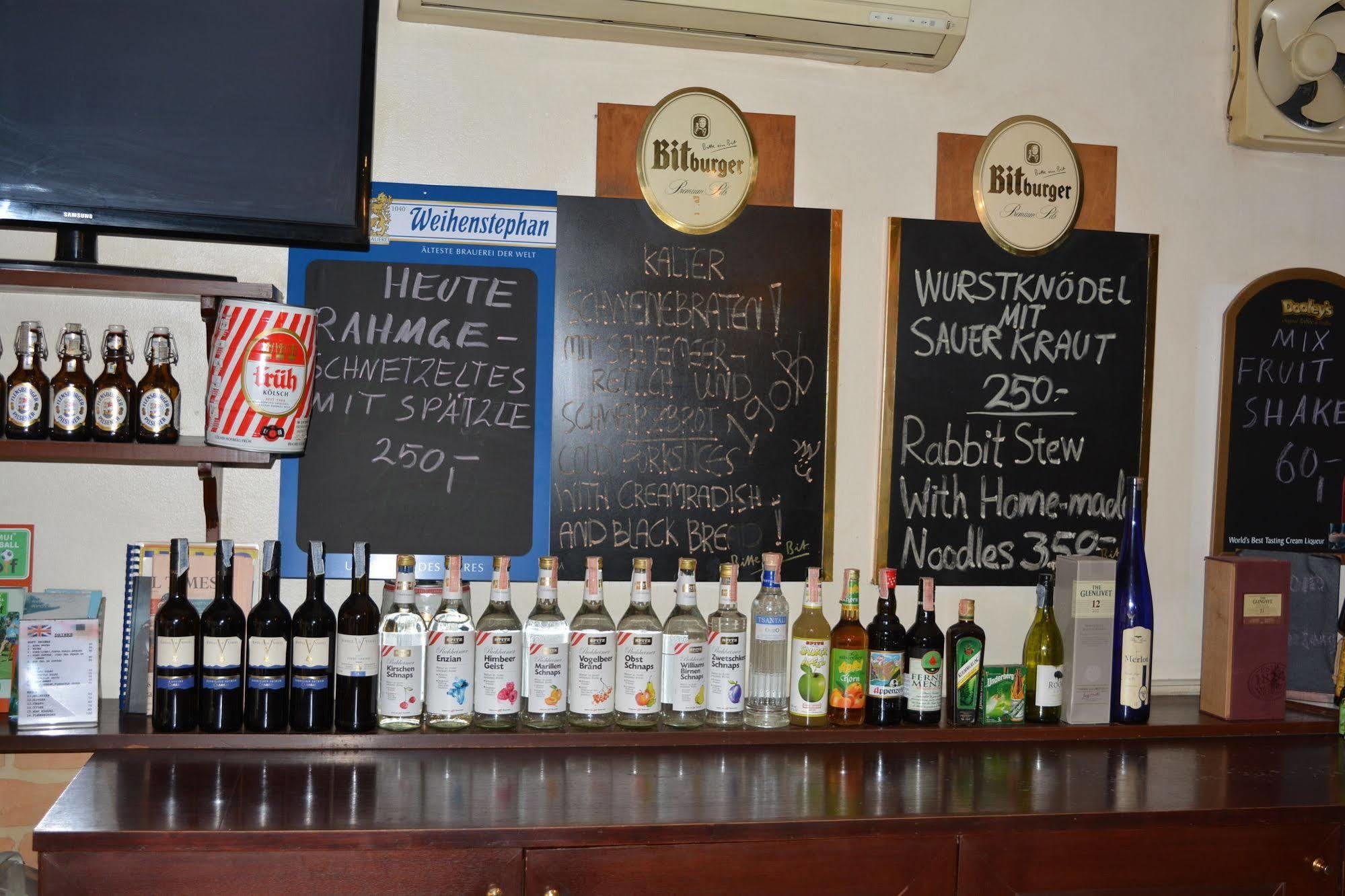 Little Austria Tams Guesthouse Pantai Chaweng Luaran gambar